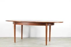 Pamono Mid-Century Modern Extendable Oblong Dining Table in Teak, 1960s Best