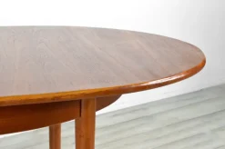 Pamono Mid-Century Modern Extendable Oblong Dining Table in Teak, 1960s Best