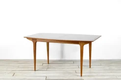 Pamono Mid-Century Modern Extendable Teak Dining Table from McIntosh, 1960s Hot