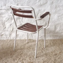 Pamono Mid-Century Modern French Stackable Garden Chairs, 1950s, Set of 4 Outlet