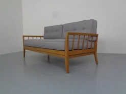 Pamono Mid-Century Modern German Cherrywood Daybed by Walter Knoll for Knoll Antimott, 1950s Online