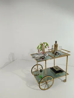 Pamono Mid-Century Modern Gilded Brass Faux Bamboo Bar Cart with Removable Tray Top, 1970s Outlet