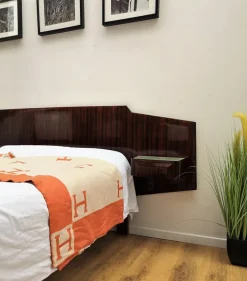 Pamono Mid-Century Modern Italian Bed Frame with Floating Nightstands, 1950s Online