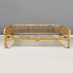 Pamono Mid-Century Modern Italian Daybed in Rattan and Metal Mesh, 1970s Clearance