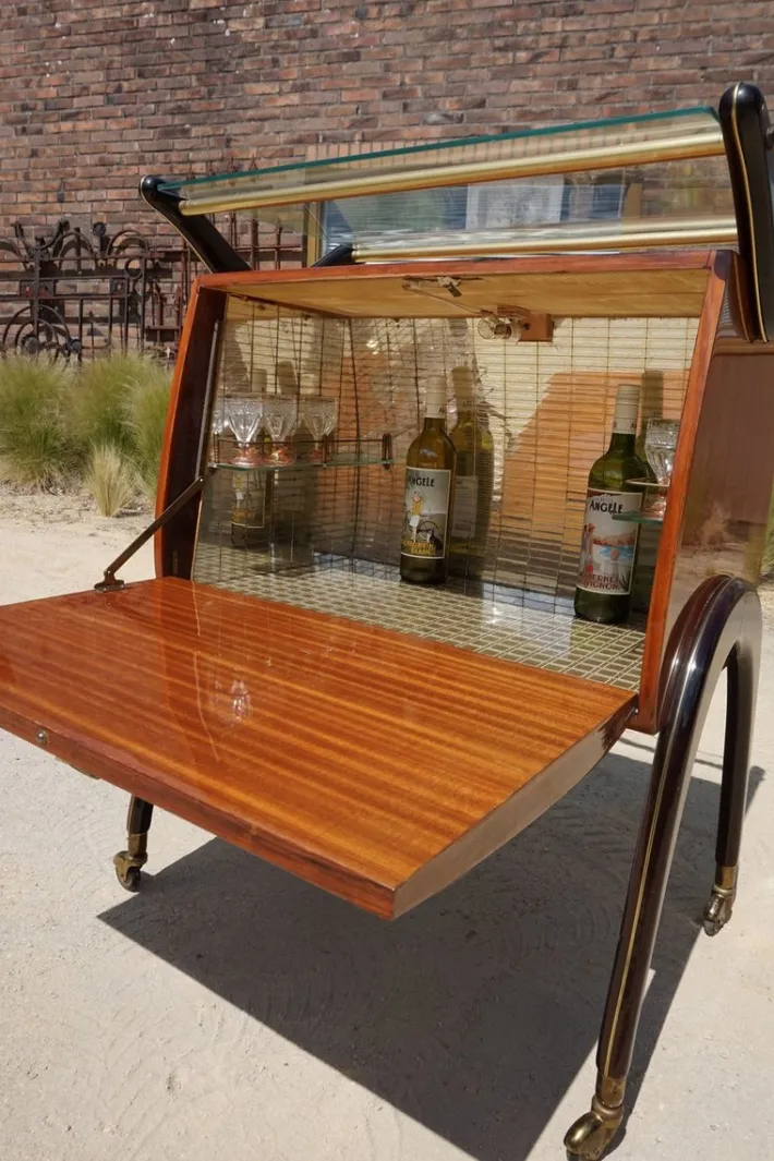 Pamono Mid-Century Modern Italian Cocktail Bar Cart Cabinet attributed to Cesare Lacca, 1960s Online