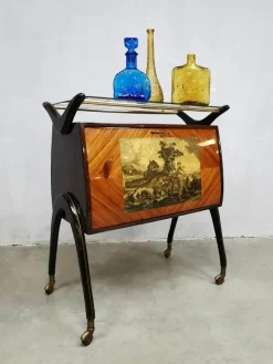 Pamono Mid-Century Modern Italian Cocktail Bar Cabinet by Cesare Lacca