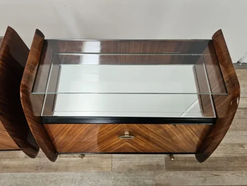 Pamono Mid-Century Modern Italian Mahogany-Clad Nightstands with Mirror Tops, 1950s, Set of 2 Hot
