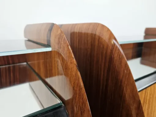 Pamono Mid-Century Modern Italian Mahogany-Clad Nightstands with Mirror Tops, 1950s, Set of 2 Hot