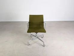Pamono Midcentury Modern Office Chair by Charles & Ray Eames for Herman Miller Sale