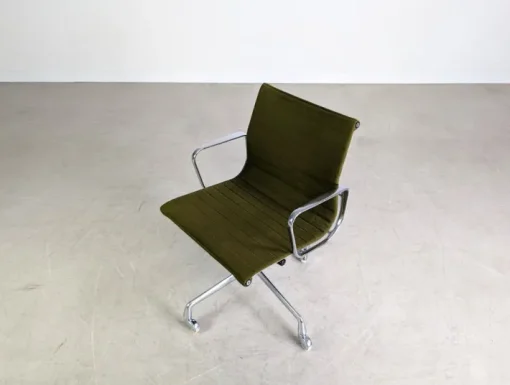 Pamono Midcentury Modern Office Chair by Charles & Ray Eames for Herman Miller Sale