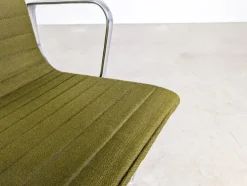 Pamono Midcentury Modern Office Chair by Charles & Ray Eames for Herman Miller Sale