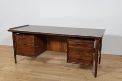 Pamono Mid-Century Modern Rosewood Desk by Arne Vodder for Sibast, 1960s Hot