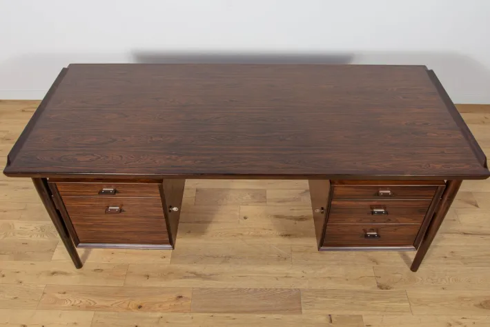 Pamono Mid-Century Modern Rosewood Desk by Arne Vodder for Sibast, 1960s Hot