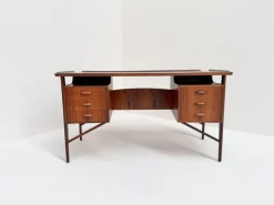 Pamono Mid-Century Modern Rosewood Desk by Svend Åge Madsen, Denmark, 1960s