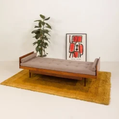 Pamono Mid-Century Modern Scandinavian Daybed with Duvet Compartment, 1960s Best