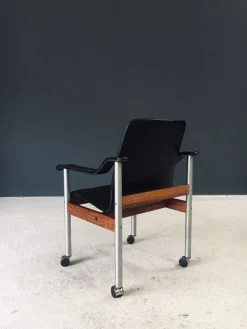 Pamono Mid-Century Modern Scandinavian Office Chair from Dyrlund, Denmark, 1960s Hot
