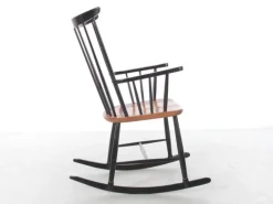 Pamono Mid-Century Modern Scandinavian Rocking Chair attributed to Tapiovaara, 1960s Outlet