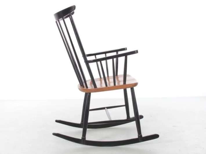 Pamono Mid-Century Modern Scandinavian Rocking Chair attributed to Tapiovaara, 1960s Outlet