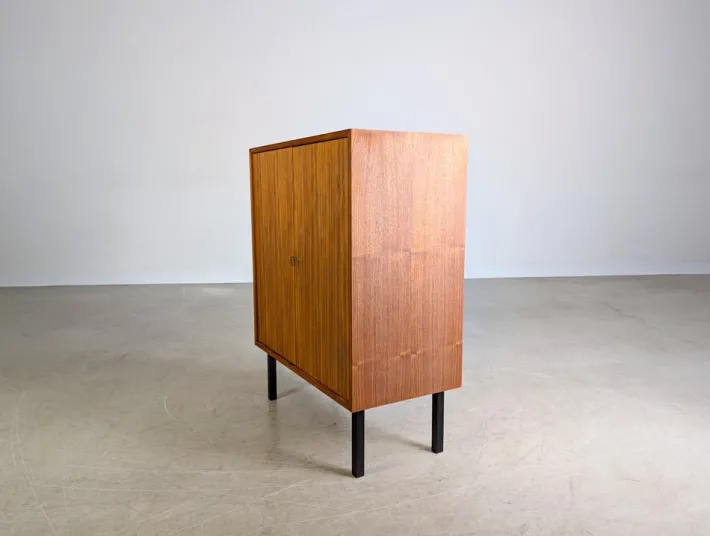Pamono Mid-Century Modern Sideboard in Walnut Discount