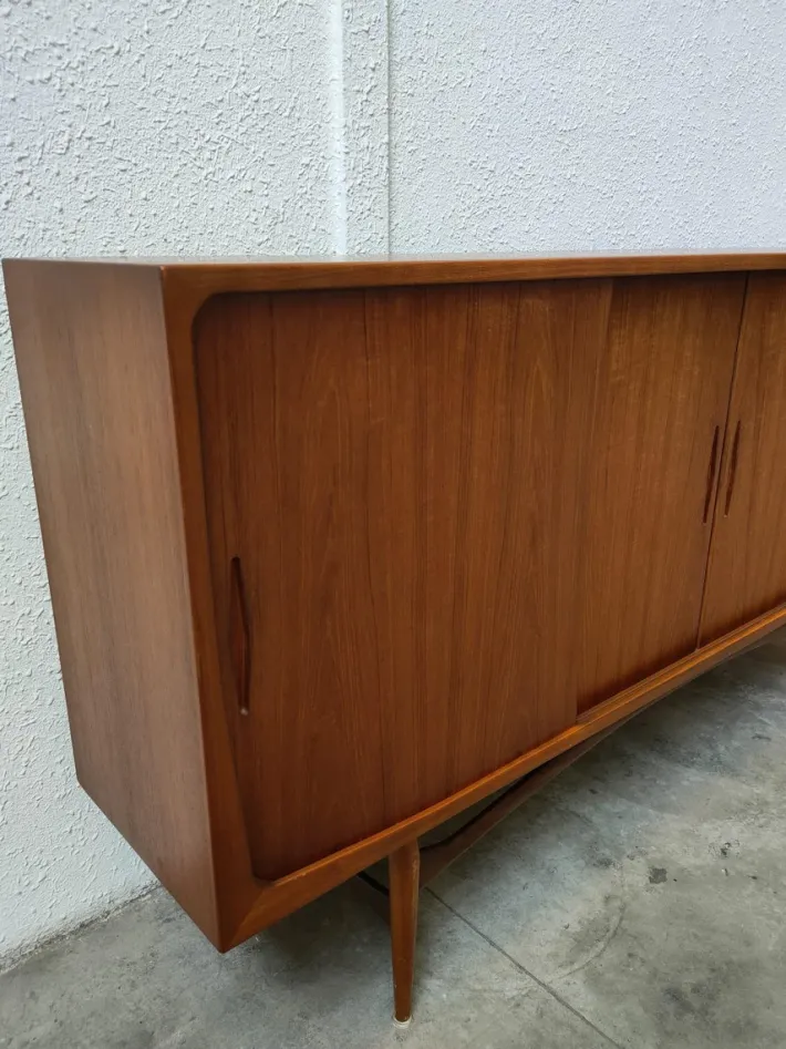 Pamono Mid-Century Modern Sideboard by Aerthoj Jensen & Molholm Outlet