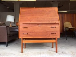 Pamono Mid-Century Modern Swedish Teak Secretary Writing Desk by Arne Wahl Iversen Best