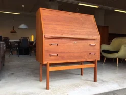 Pamono Mid-Century Modern Swedish Teak Secretary Writing Desk by Arne Wahl Iversen Best