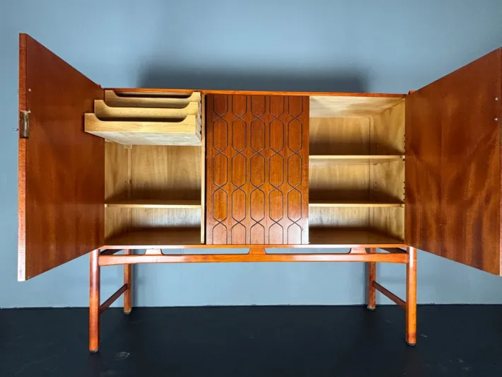 Pamono Midcentury Modern Swedish Sideboard Cabinet by David Rosen for Westbergs Möbler, 1953 Sale