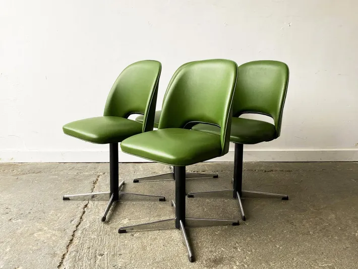 Pamono Mid-Century Modern Swivel Dining or Office Chairs, 1960s, Set of 4 Hot