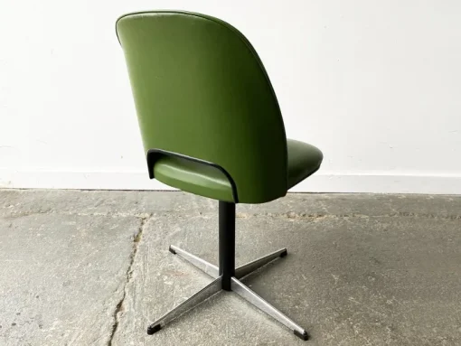 Pamono Mid-Century Modern Swivel Dining or Office Chairs, 1960s, Set of 4 Hot