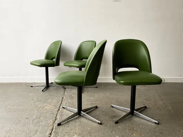 Pamono Mid-Century Modern Swivel Dining or Office Chairs, 1960s, Set of 4 Hot