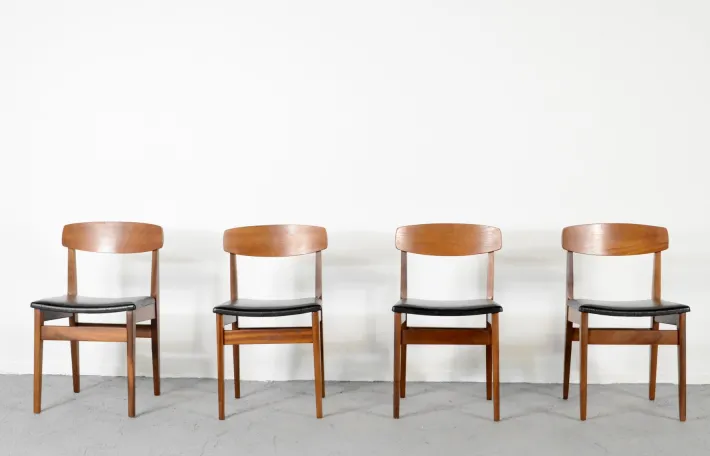 Pamono Mid-Century Modern Teak and Leatherette Dining Chairs, 1960s, Set of 4 Best