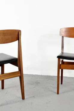 Pamono Mid-Century Modern Teak and Leatherette Dining Chairs, 1960s, Set of 4 Best