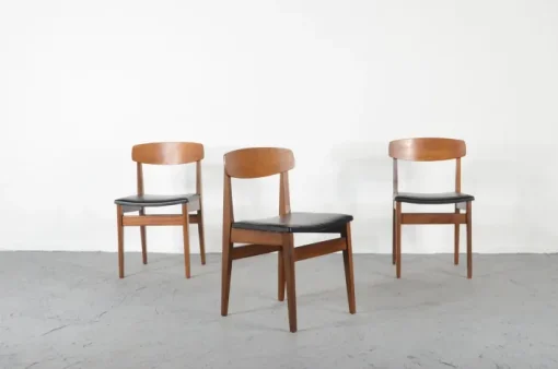 Pamono Mid-Century Modern Teak and Leatherette Dining Chairs, 1960s, Set of 4 Best