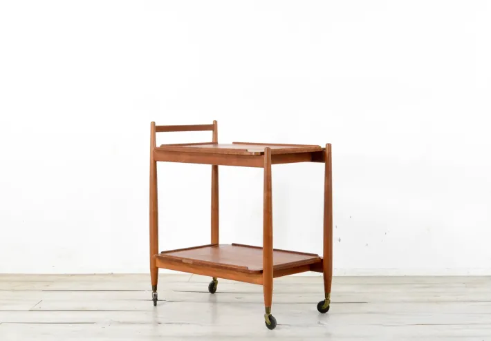 Pamono Mid-Century Modern Teak Cocktail Trolley from White & Newton New