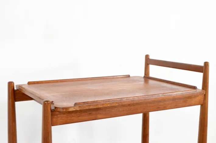 Pamono Mid-Century Modern Teak Cocktail Trolley from White & Newton New