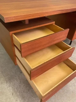 Pamono Mid-Century Modern Teak Desk, 1960s
