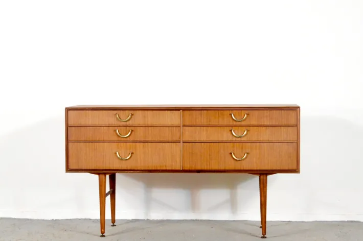 Pamono Mid-Century Modern Teak Dresser from Meredew, 1960s Discount