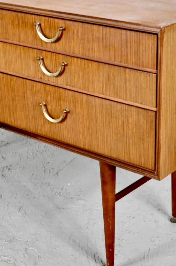 Pamono Mid-Century Modern Teak Dresser from Meredew, 1960s Discount