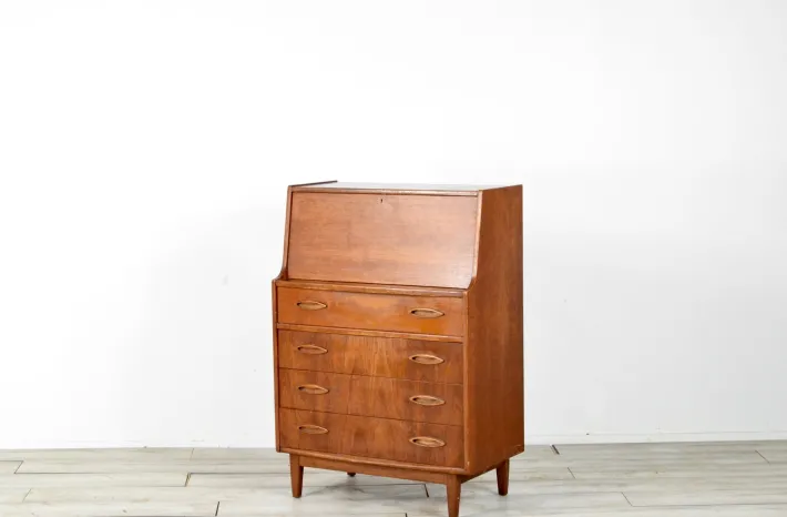 Pamono Mid-Century Modern Teak Secretaire from Jentique, 1960s New