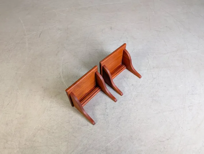 Pamono Midcentury Modern Wall Consoles in Teak, 1960, Set of 2 Sale
