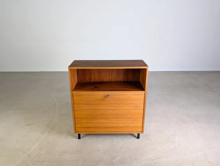 Pamono Mid-Century Modern Walnut Sideboard Discount