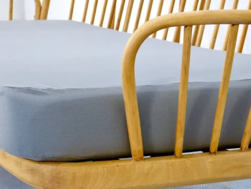 Pamono Mid-Century Modern Windsor Three-Seater Sofa by Lucian Ercolani for Ercol, 1960s Discount