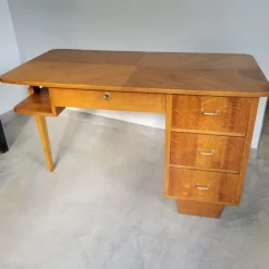 Pamono Mid-Century Modernist Desk in Golden Oak, Scandinavia, 1950s Outlet