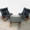 Pamono Mid-Century Norwegian Siesta Lounge Chairs and Glass Side Table Set by Ingmar Relling for Westnofa, Set of 3 Hot