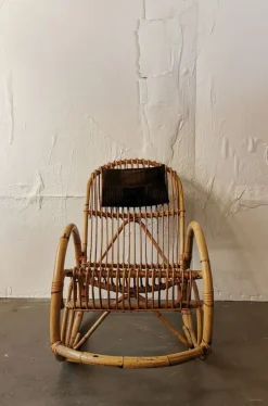 Pamono Mid-Century Rattan Rocking Chair from Rohé Noordwolde Outlet