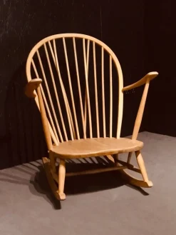 Pamono Mid-Century Rocking Chair in Light Elm by Lucian Ercolani for Ercol Best