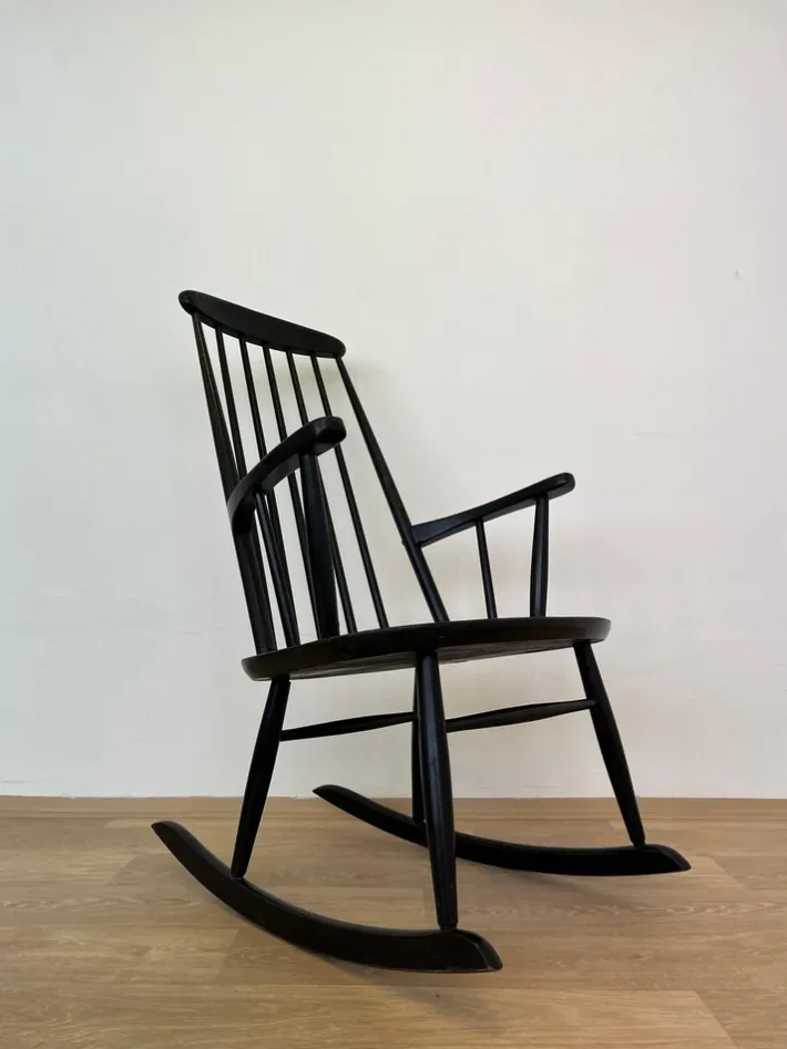 Pamono Mid-Century Rocking Chair attributed to Ilmari Tapiovaara, Finland, 1960s Sale