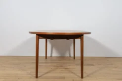Pamono Mid-Century Round Teak Dining Table by Nils Jonsson for Hugo Troeds, Sweden, 1960s Outlet