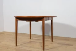 Pamono Mid-Century Round Teak Dining Table by Nils Jonsson for Hugo Troeds, Sweden, 1960s Outlet