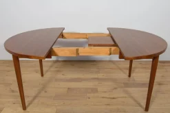 Pamono Mid-Century Round Teak Dining Table by Nils Jonsson for Hugo Troeds, Sweden, 1960s Outlet